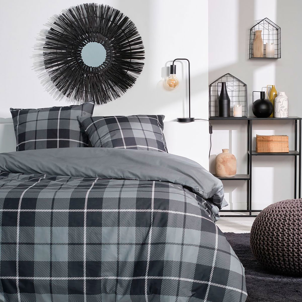 Parure de lit coton 57 fils carreaux gris et noir 220x240cm