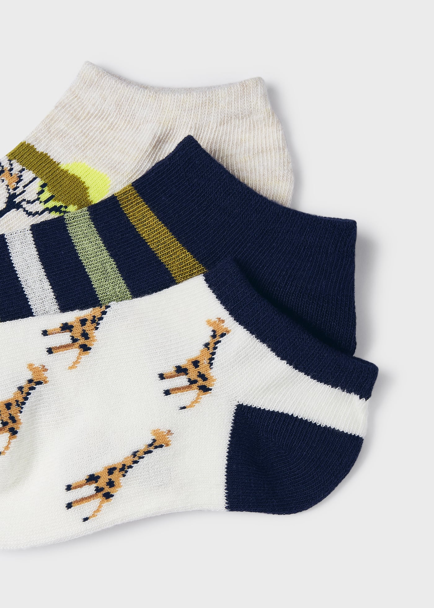 Pacote com 3 pares de meias curtas de algodão estampadas para meninos