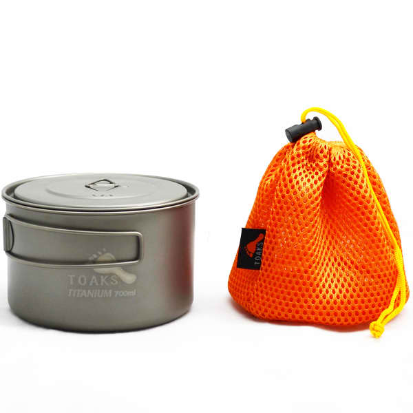 Popote randonnée TOAKS LIGHT TITANIUM 700ML