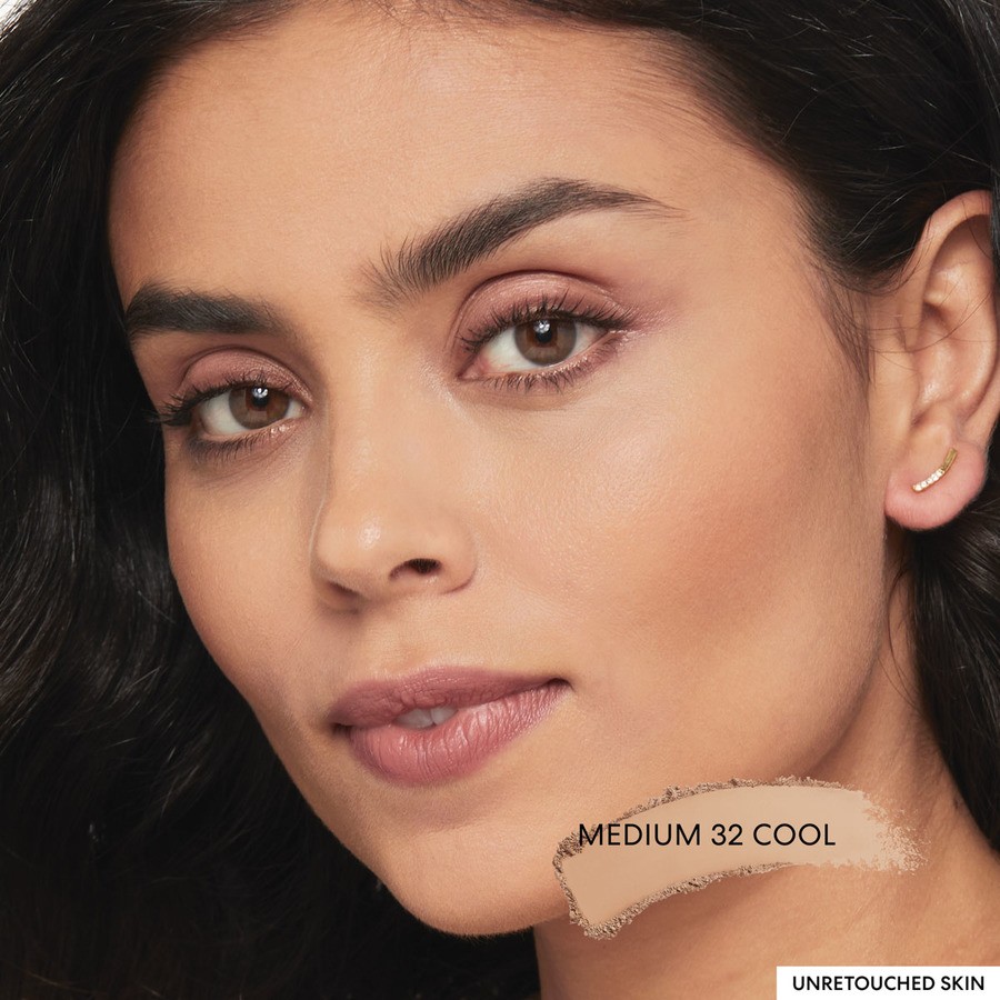bareMinerals BarePro 16hr Skin-Perfecting Powder Foundation Medium 32 Cool 8g