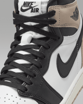 Air Jordan 1 Retro High OG Women's Shoes