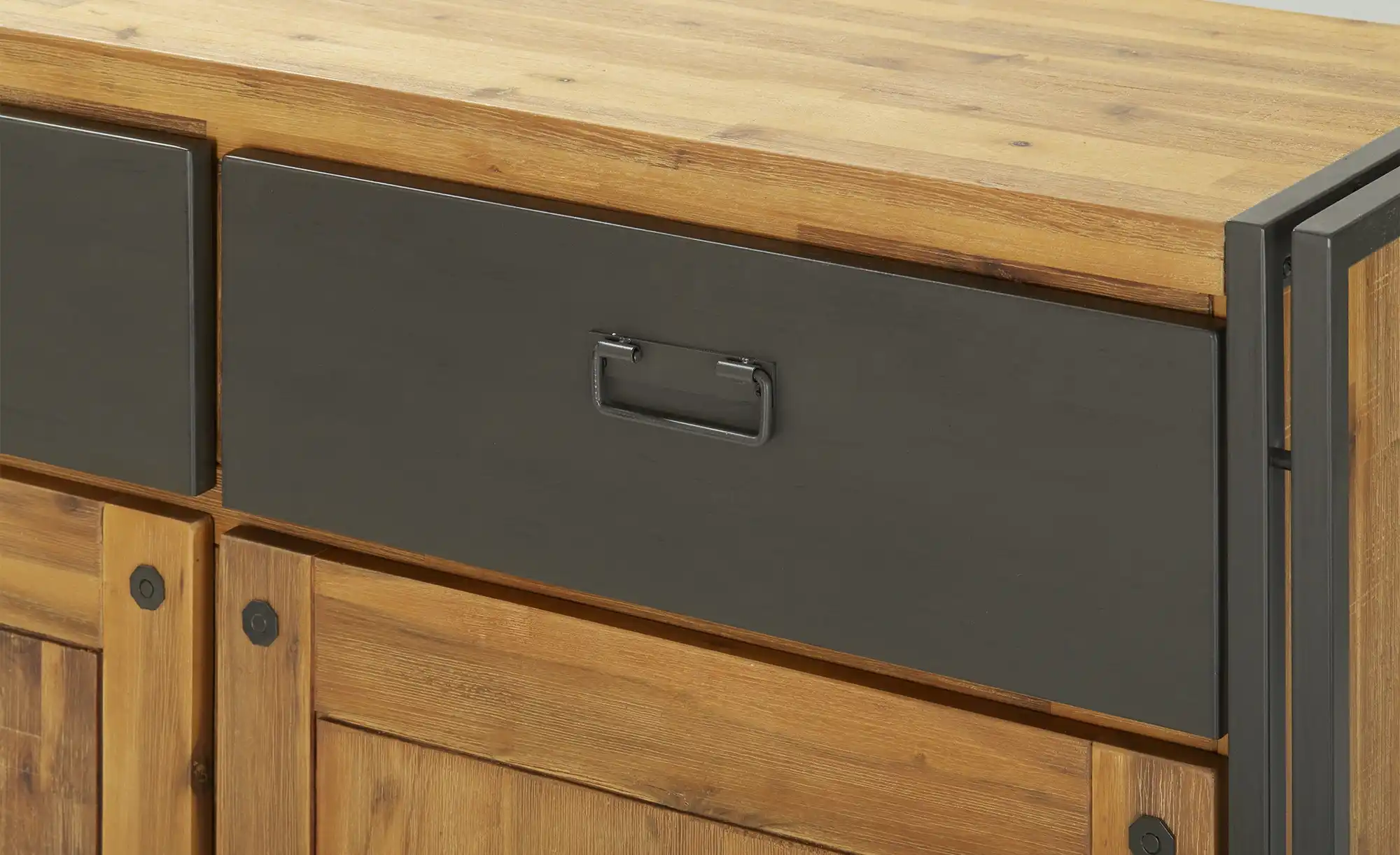 Sideboard Soft-Close-System       Detroit