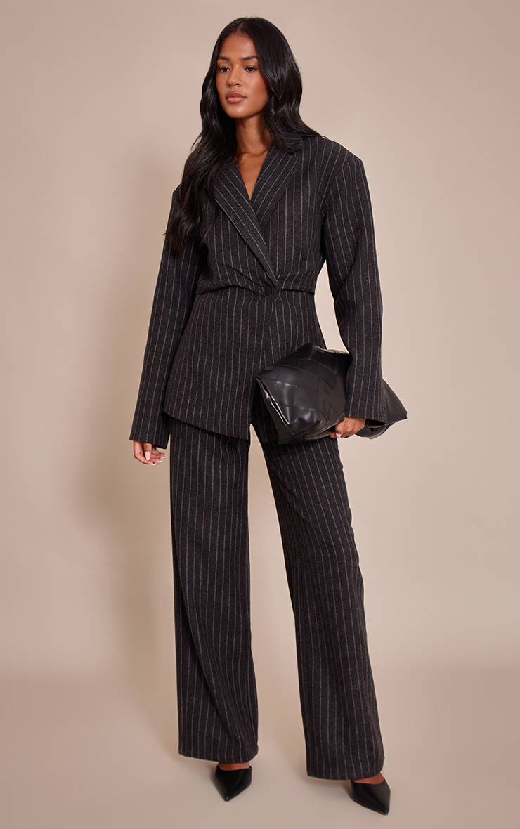 Charbon Blazer Coordonné Grande Taille À Fines Rayures Brossées Avec Taille Cintrée