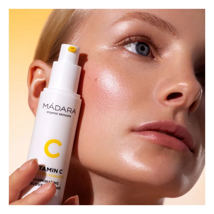 MÁDARA Crème régénérante illuminatrice à La Vitamine C - 50 ml