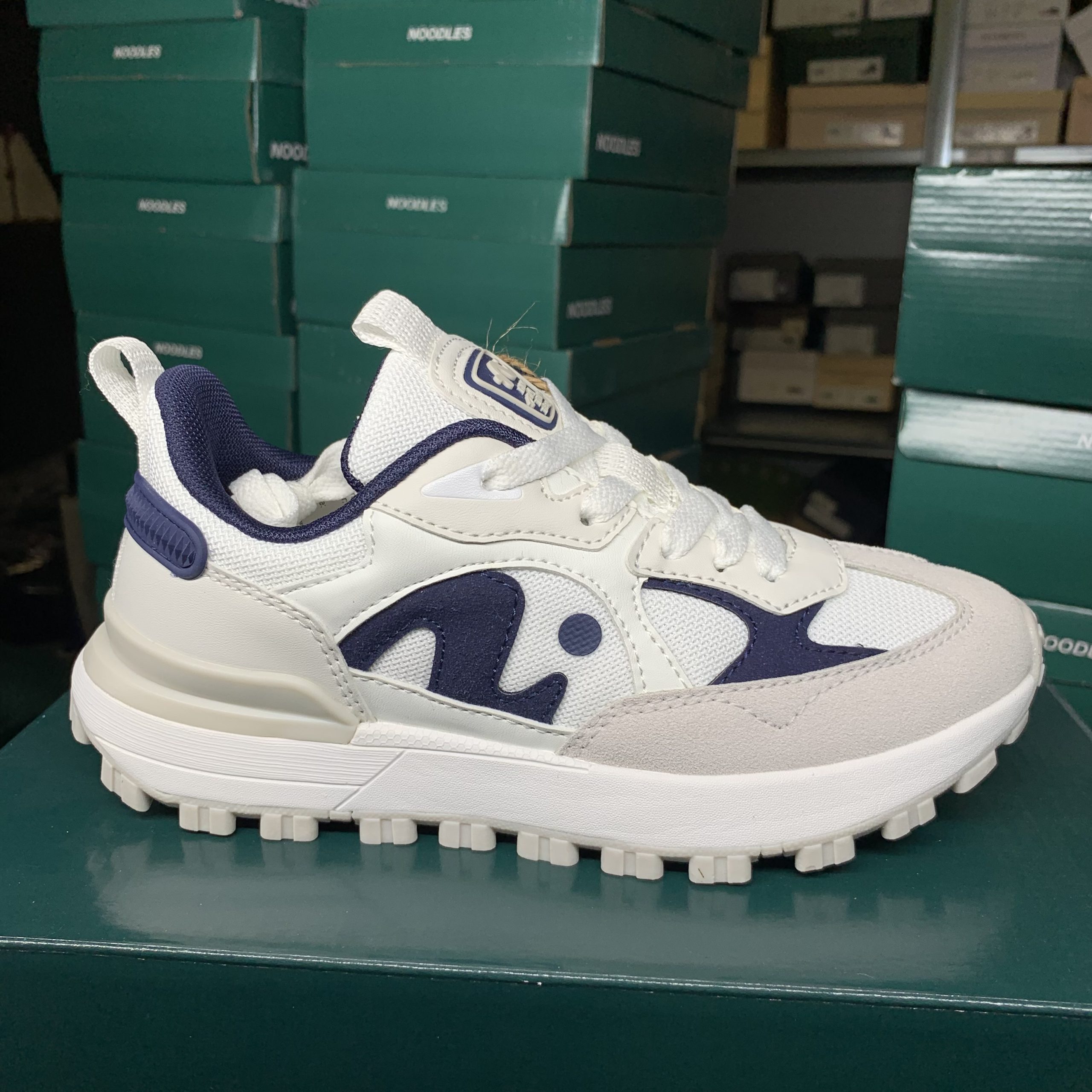 Noodles - Ding W White Navy