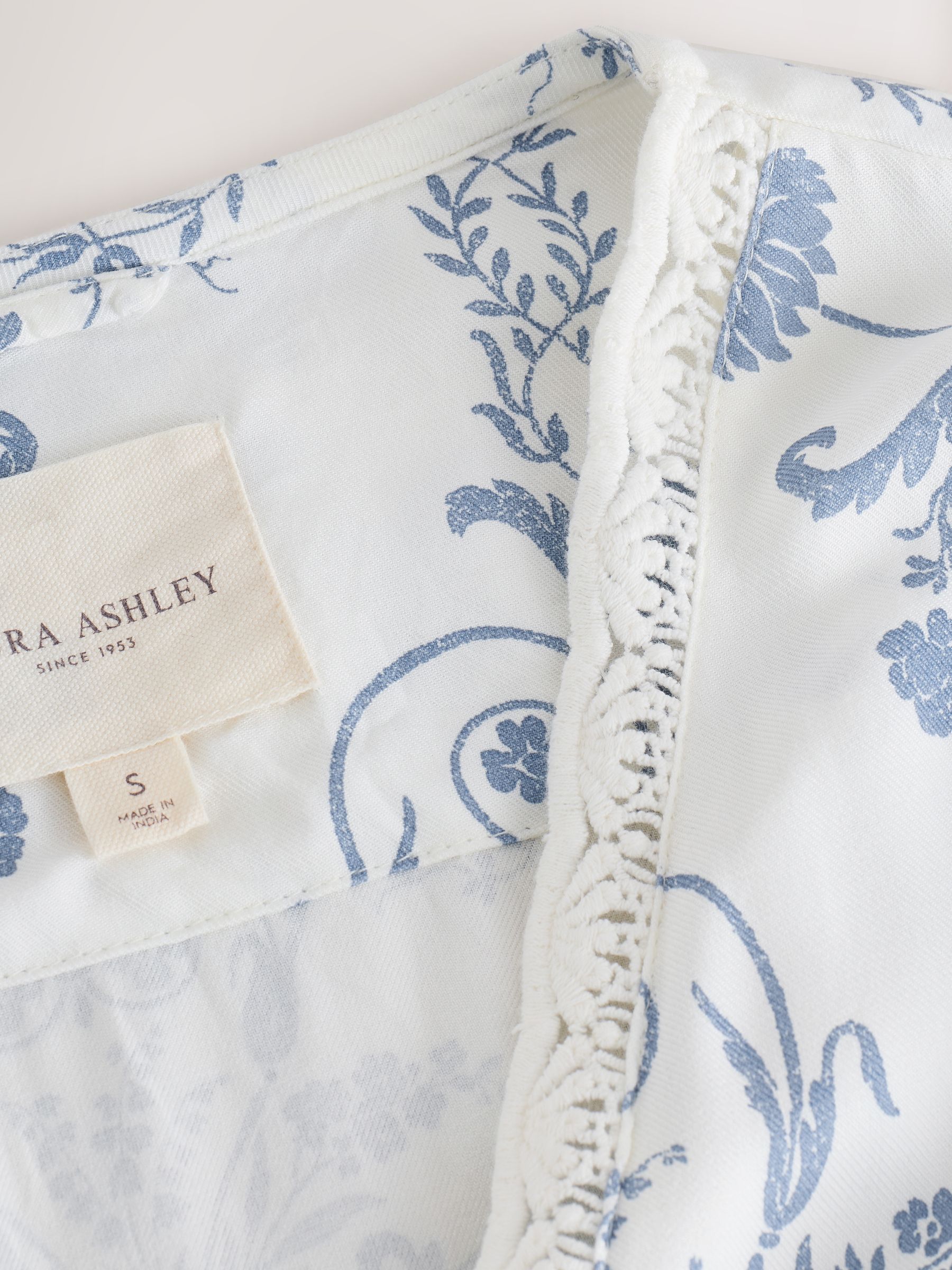 Blauw - Laura Ashley Josette badjas