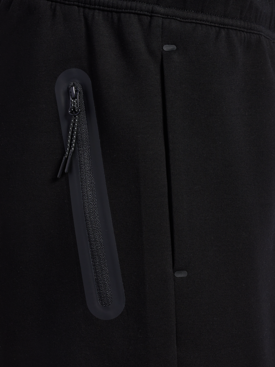 hmlTECH FLEECE SHORTS