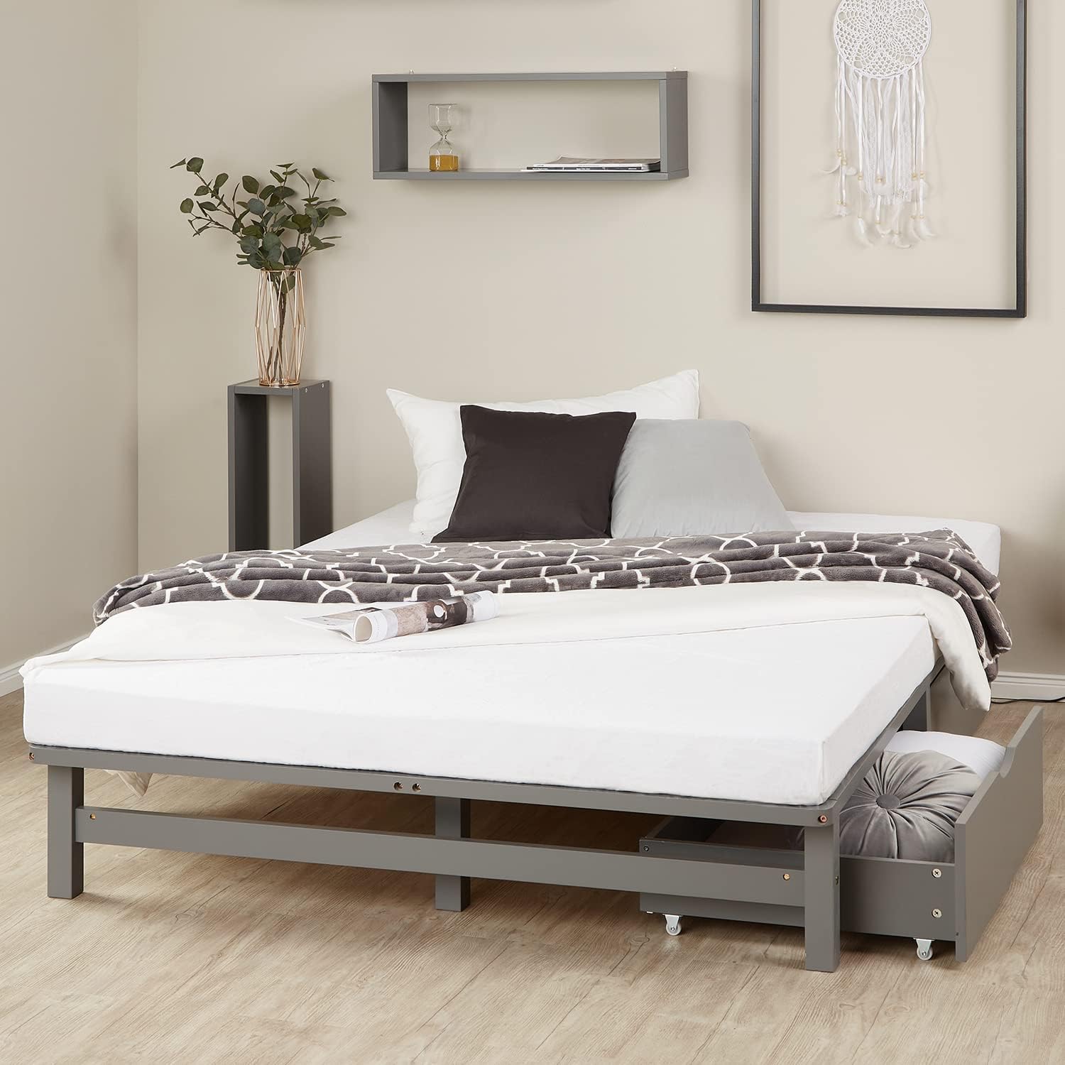 Homestyle4u Holzbett Palettenbett 140x200 cm 2 Schubladen Bettgestell mit Lattenrost Grau Kiefer Massivholz