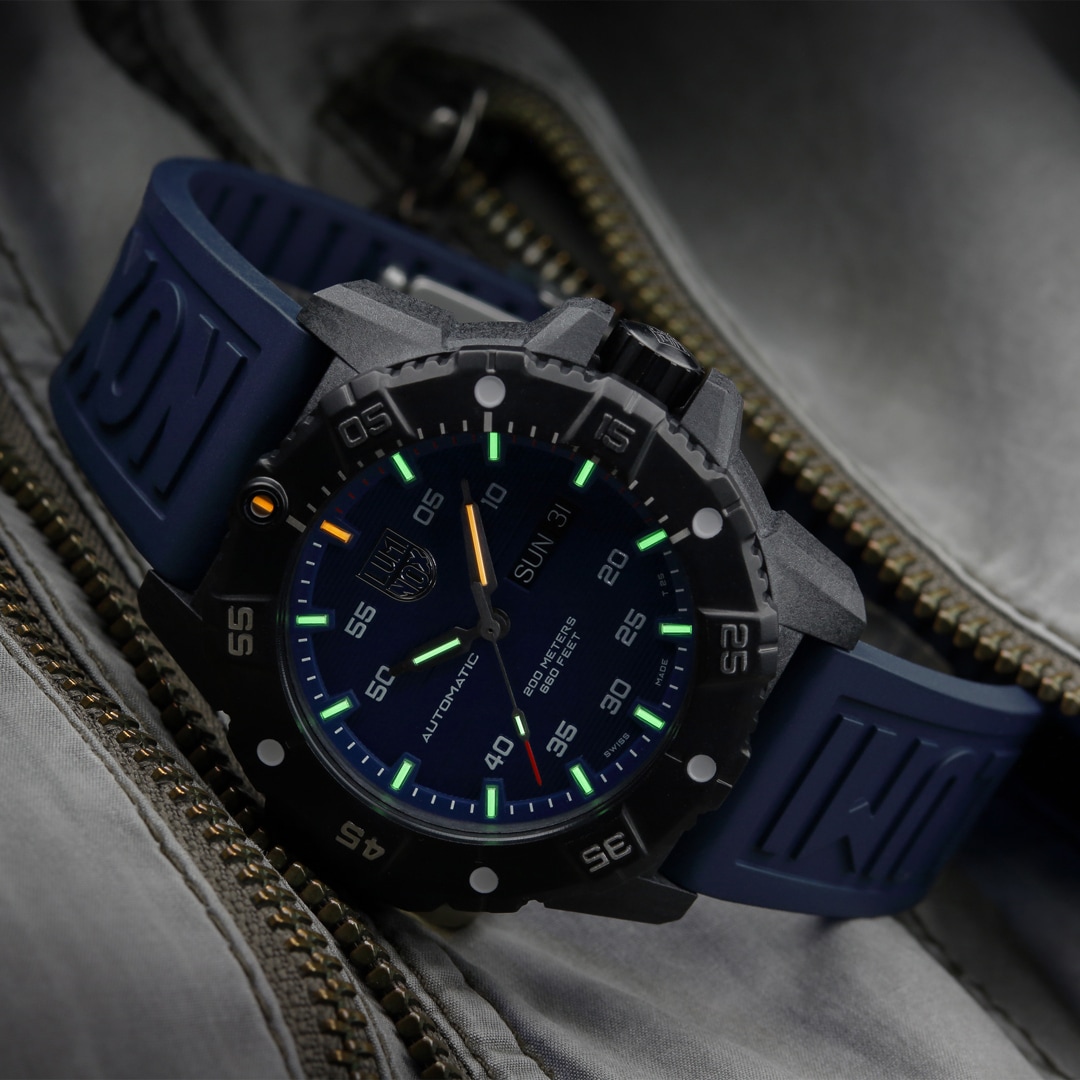 Luminox Master Carbon SEAL Automatic 3860 Series