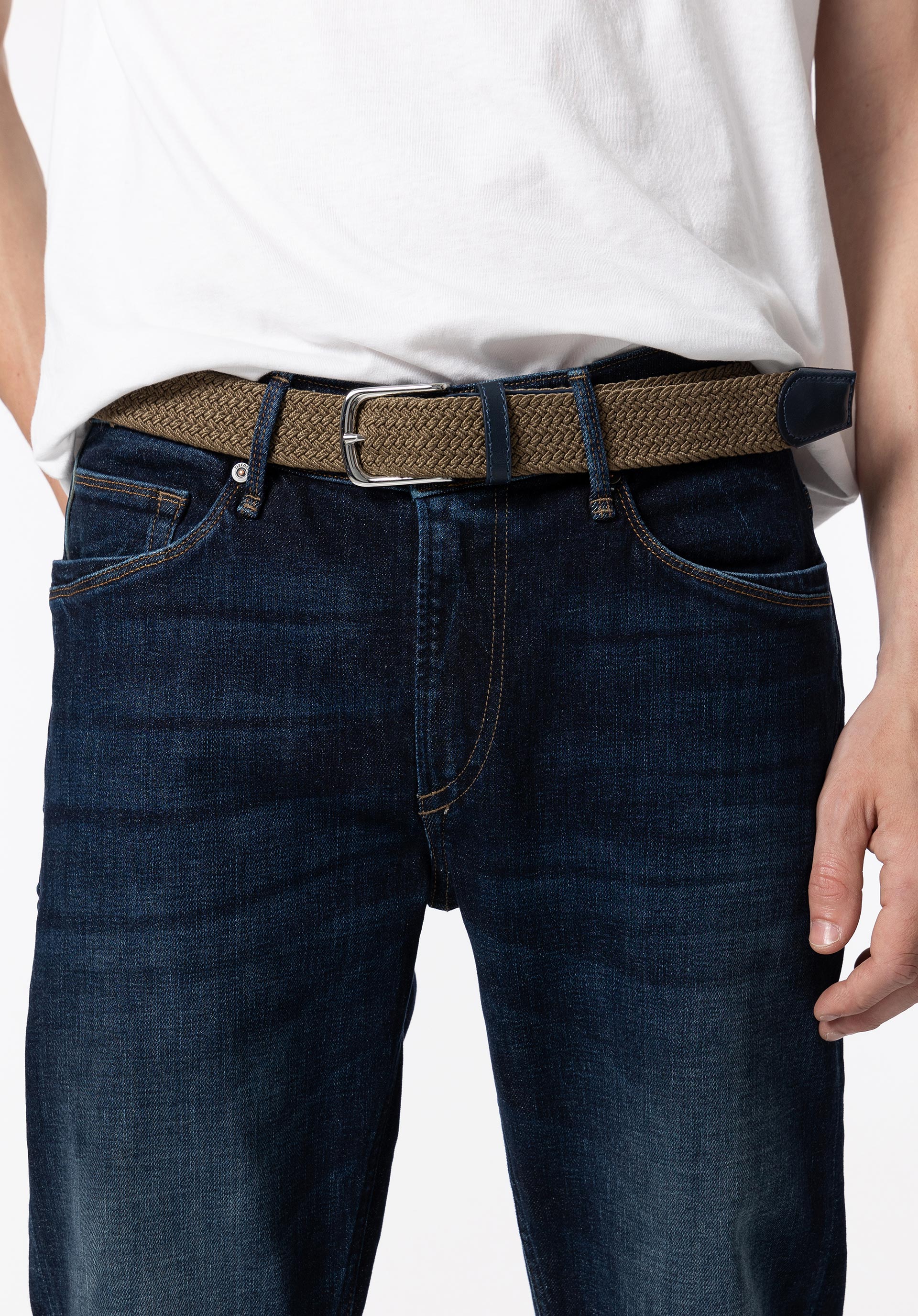 Jeans Leo Comfort Fit com Rasgões