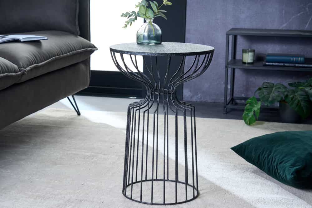 Runder Beistelltisch VARIATION 55cm schwarz Eisen Metallgestell handmade