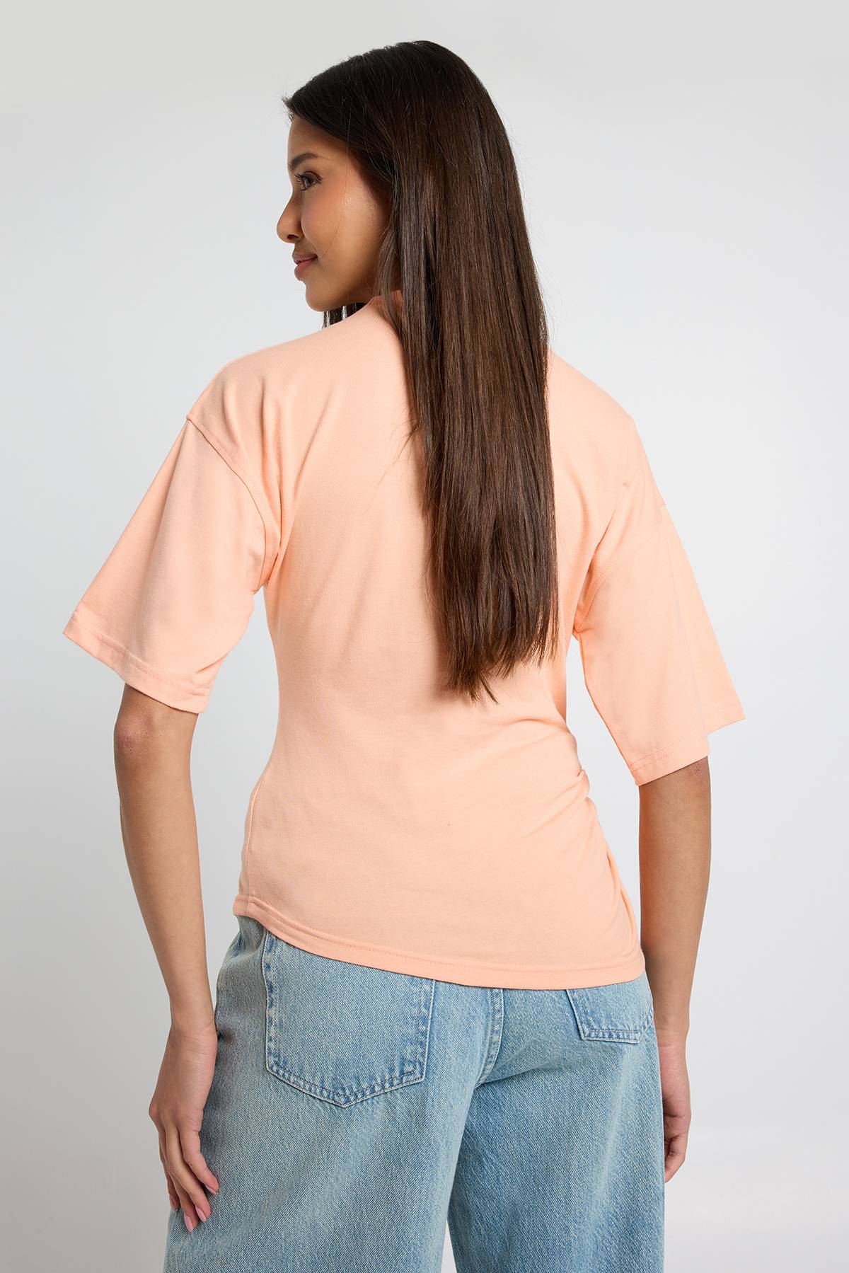 boohoo T-shirt À Manches Courtes Avec Taille Froncée
