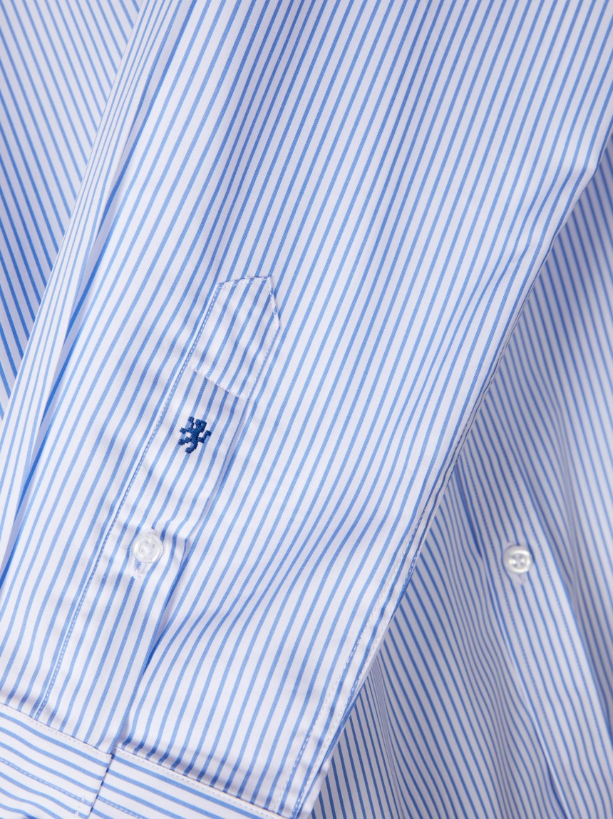 Camisa de riscas slim fit em popelina