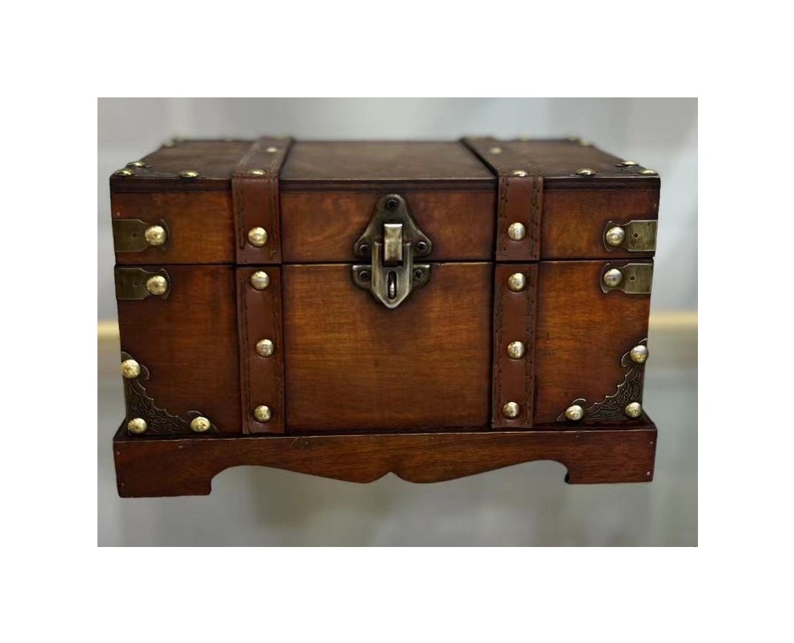 Holztruhe 'Aria', braun, gold, B 25 cm, L 16 cm, H 14,5 cm von fischer's lagerhaus
