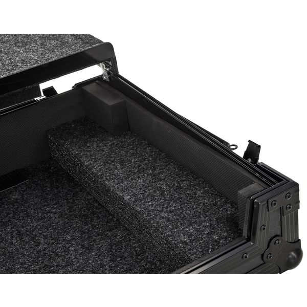 UDG Ultimate Flight Case DDJ-REV7