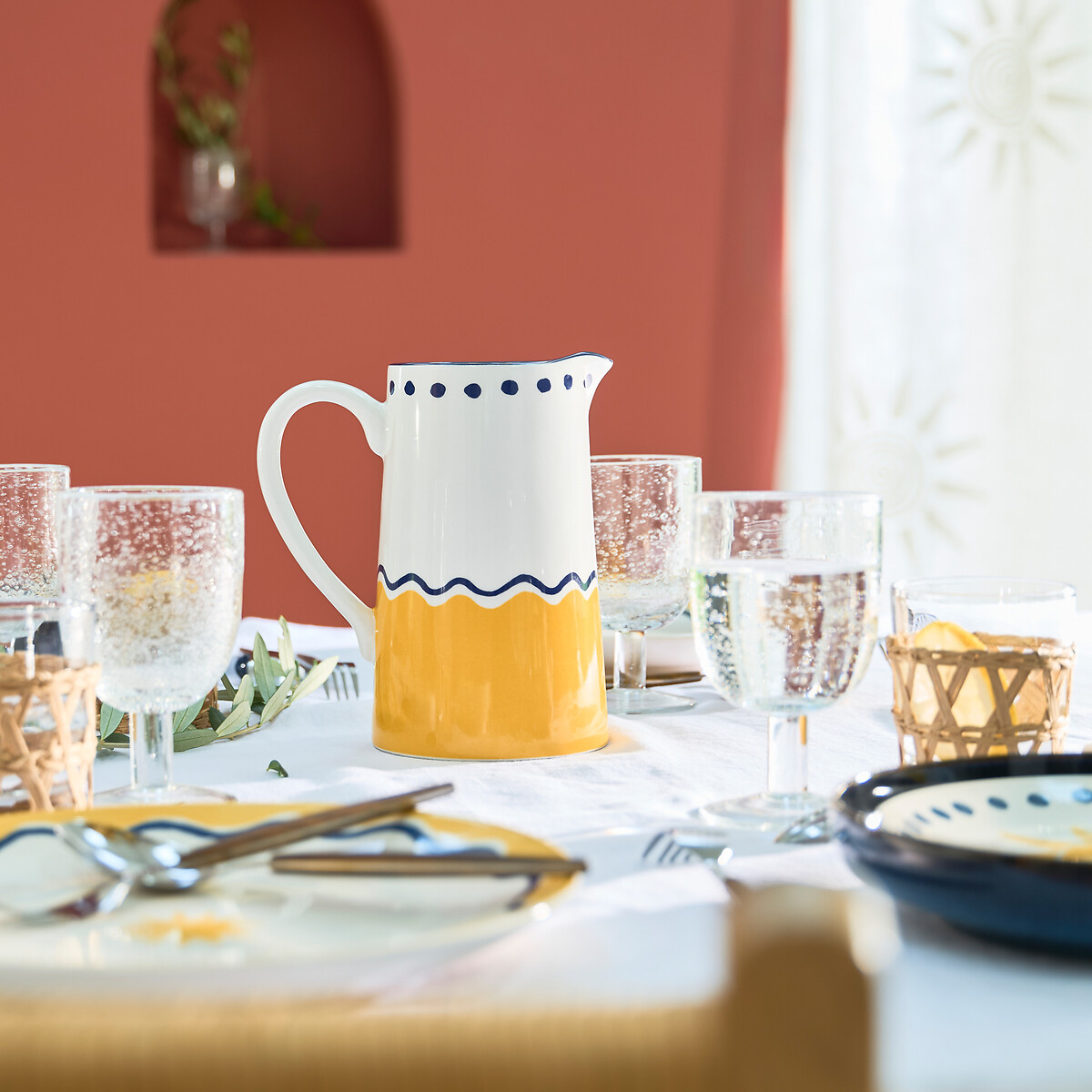 LA REDOUTE INTERIEURS<br>Jarra de barro com motivo, Olympe
