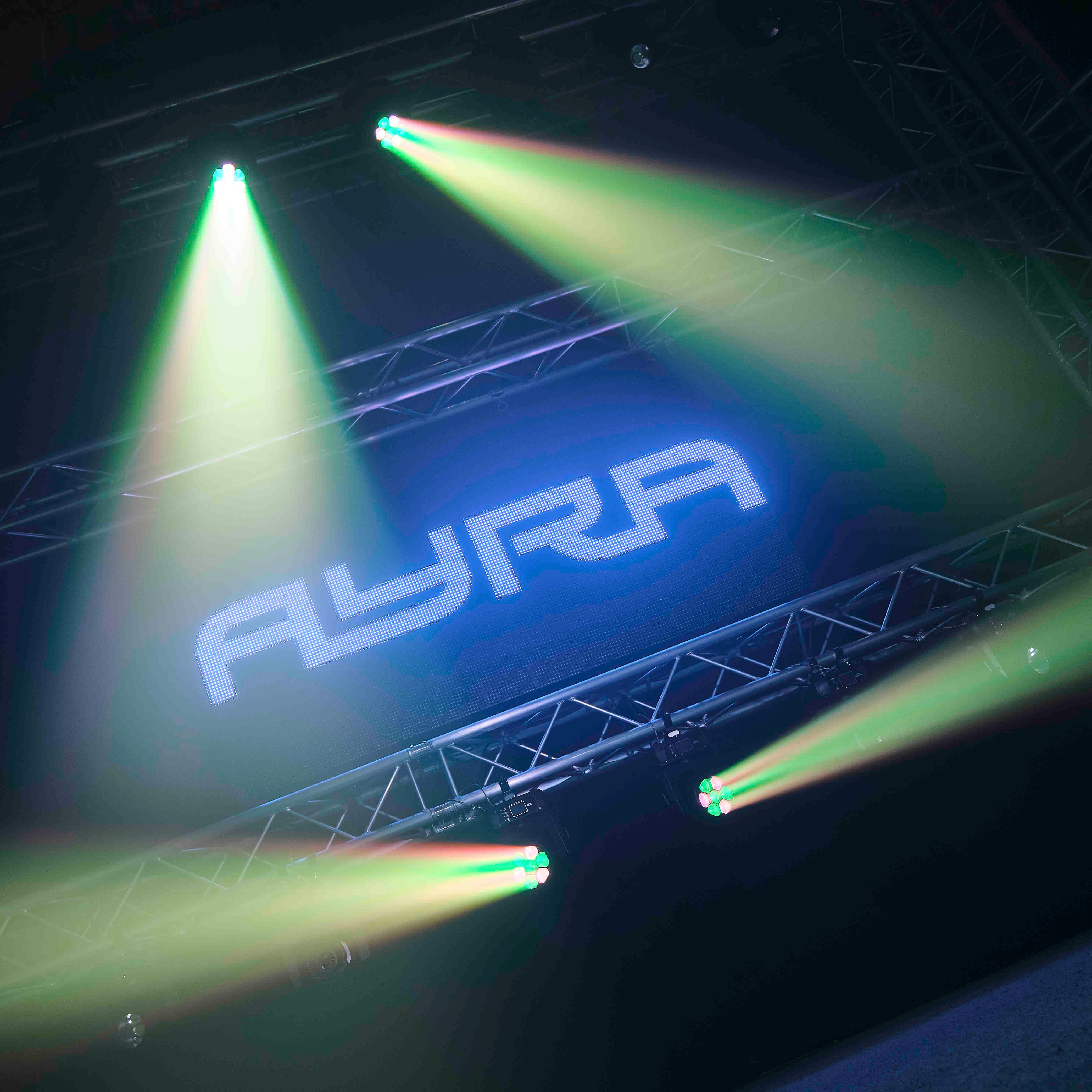 Ayra Vision 105 PixZ LED movinghead set inclusief flightcase
