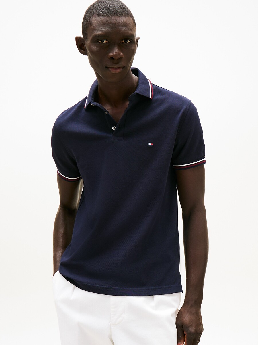 TOMMY HILFIGER<br>Polo inteligente em jersey piqué