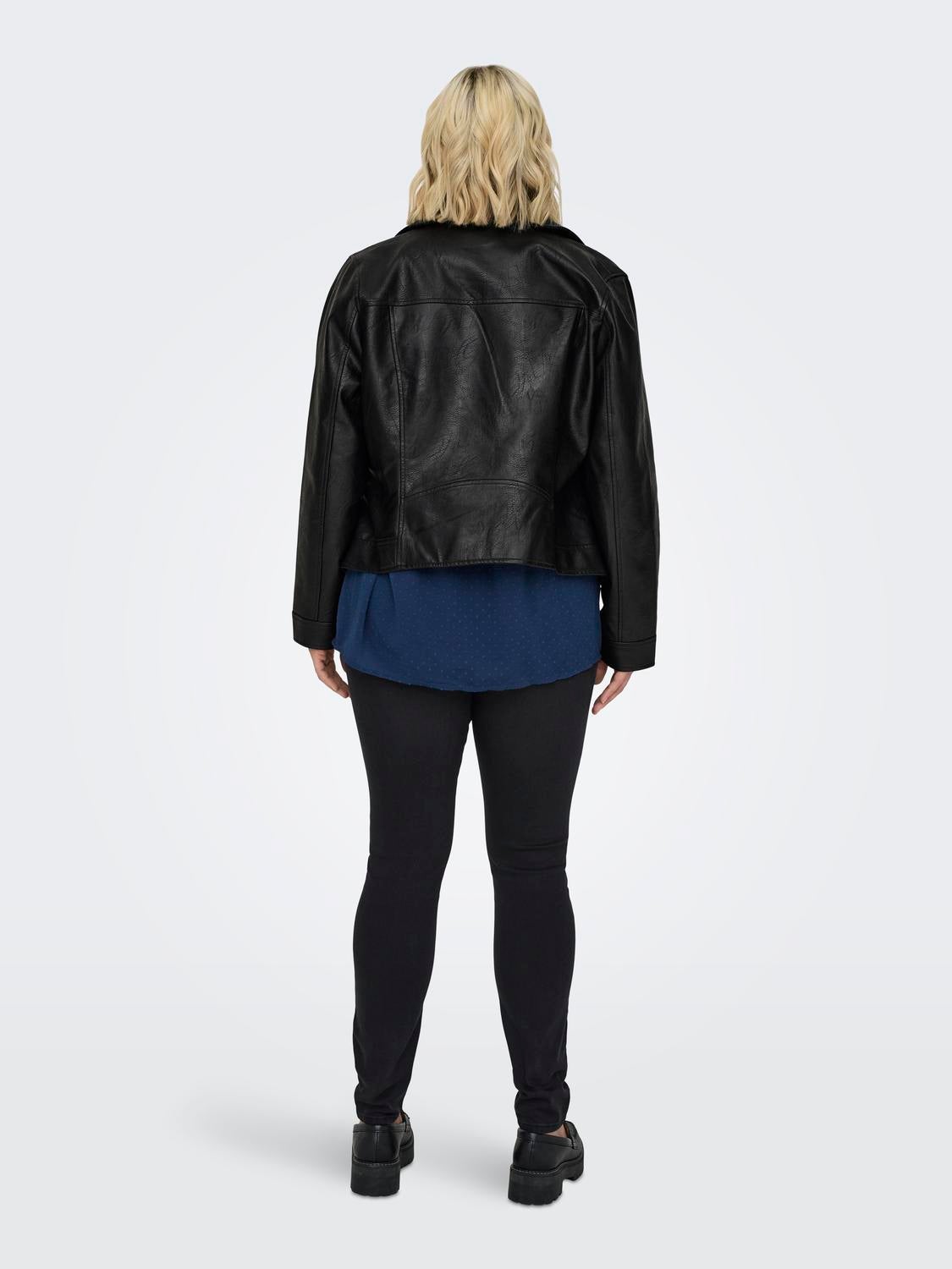 CARHANNE Kunstlederjacke Black