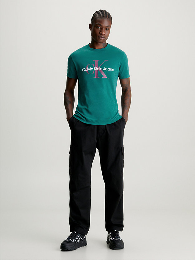Camiseta slim fit com monograma