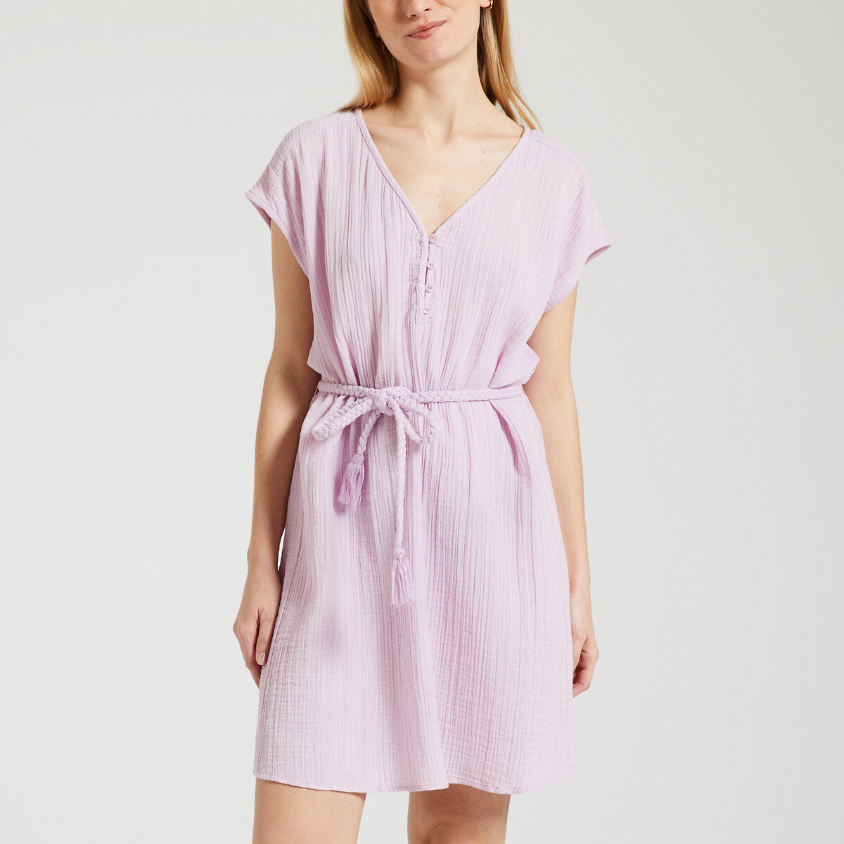 DES PETITS HAUTS<br>Vestido curto em tetra com cinto de amarrar ROSALY