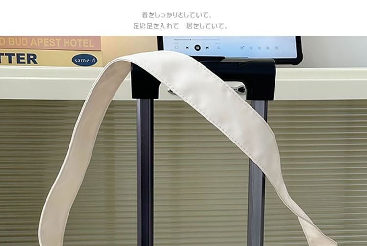 Hikuozy - Effen nylon crossbodytas