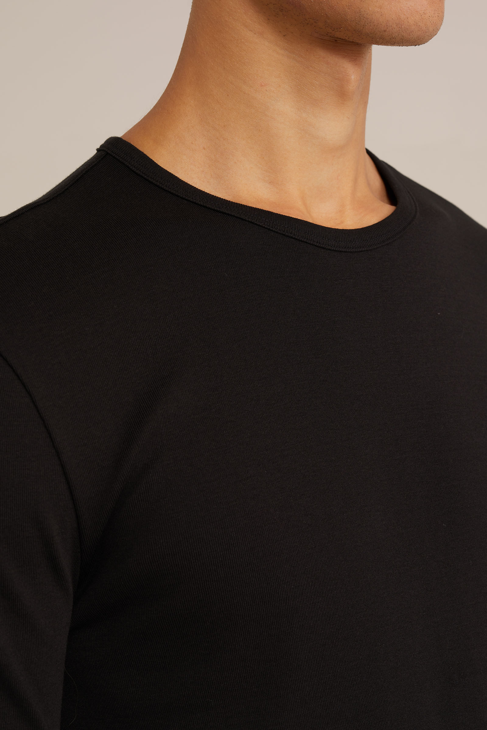 T-shirt WE Fashion Zwart