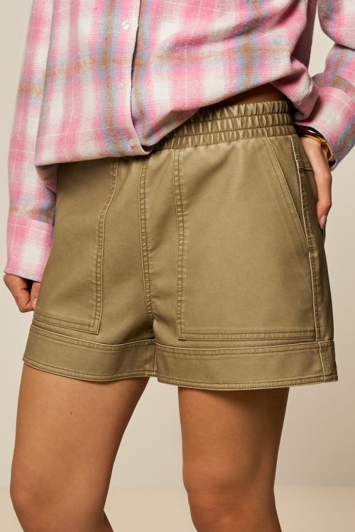 Groene leatherlook short