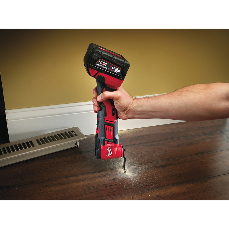 Milwaukee M18 BMT-421C compactmultitool 18V Li-ion 4,0Ah / 2,0Ah accu