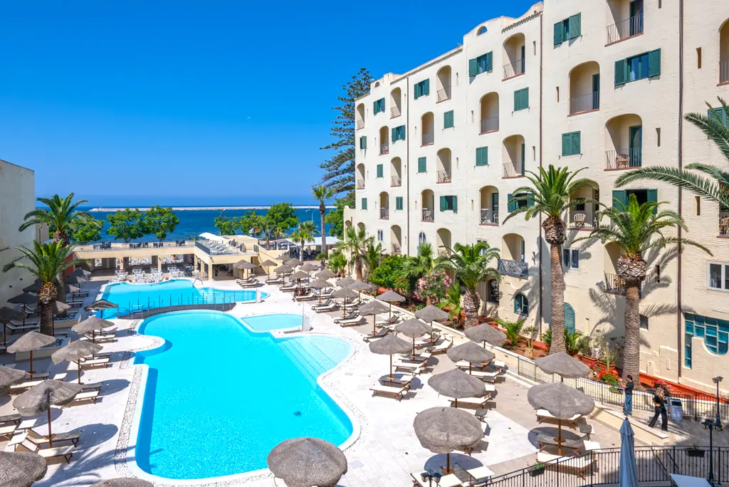Hopps Hotel All Inclusive - Hotel