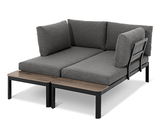 Flexible Lounge-Ecke mit Duraboard®-Tischplatten