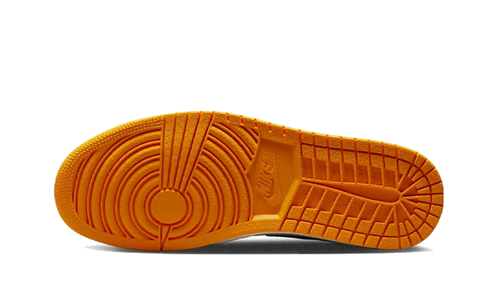 Air Jordan 1 Retro High OG Yellow Toe - 48h Delivery