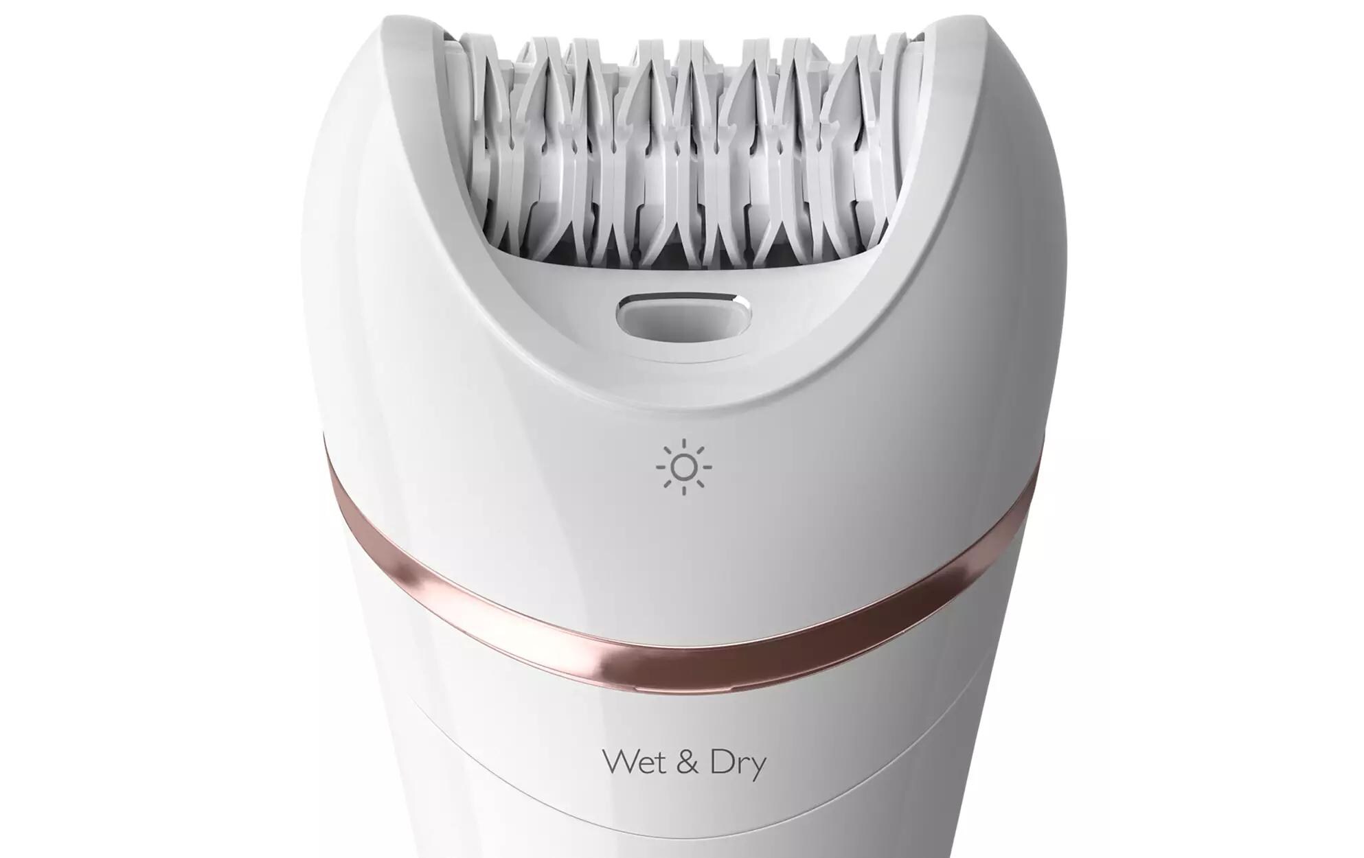 Epilierer-Set Series 8000 BRE740/10<br>Kabelloser Epilator mit Nass- und Trockenverwendung