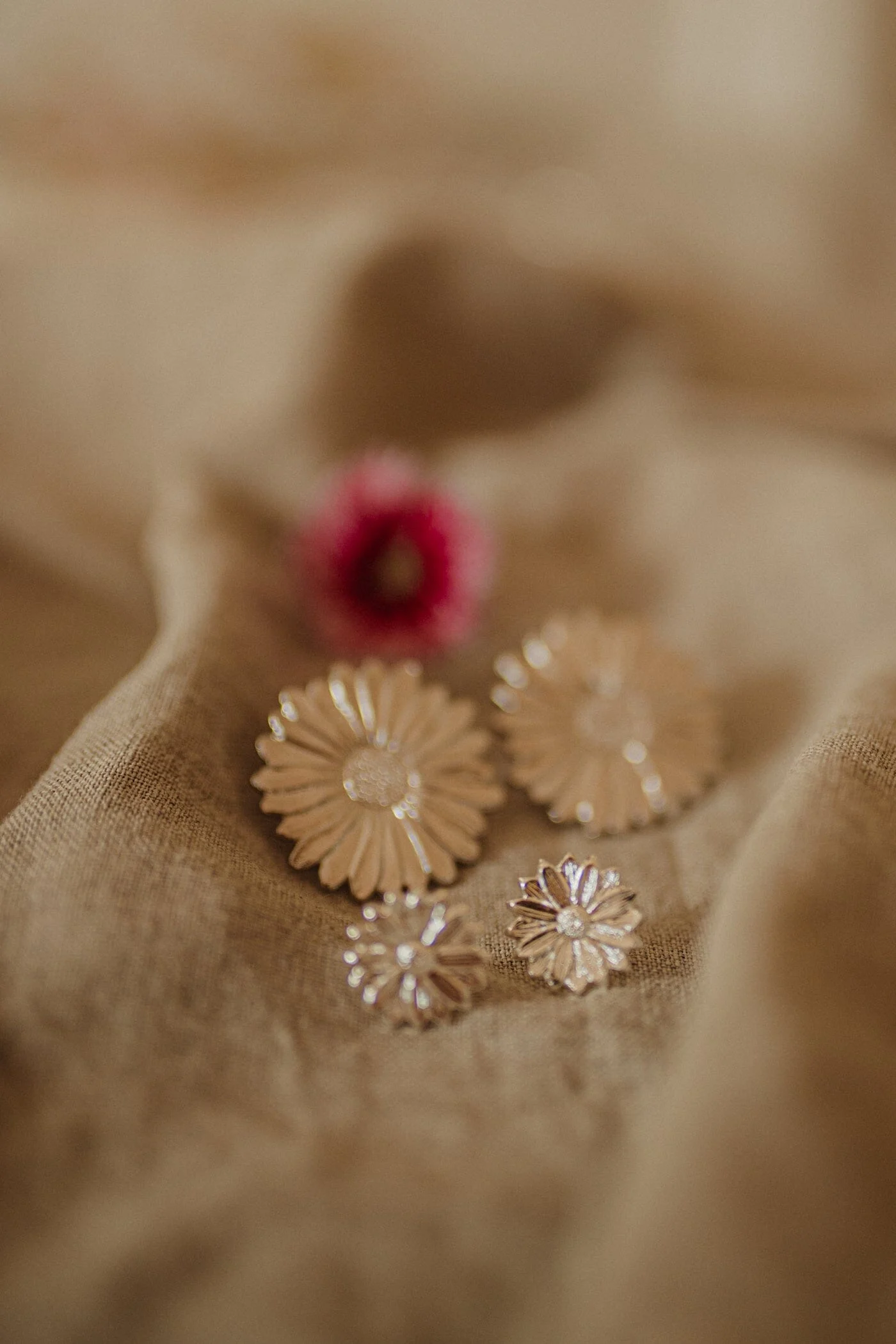 MAÏA - Boucles d'oreilles puces fleurs plaqué argent | Argent