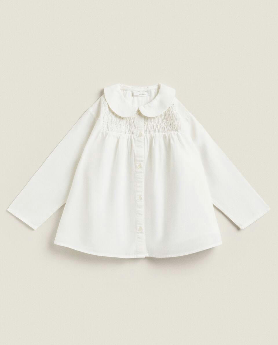 Conjunto de pijama infantil com bordado