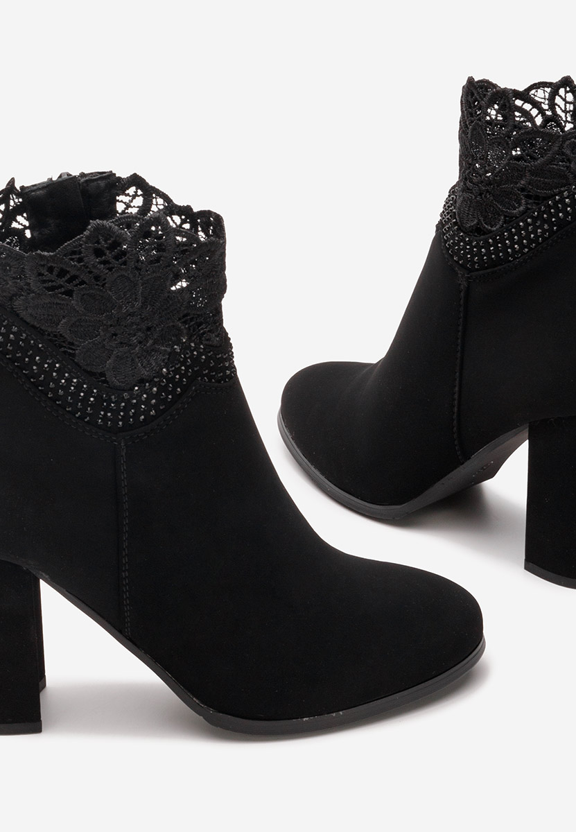 Bottines à gros talon noires Keylah
