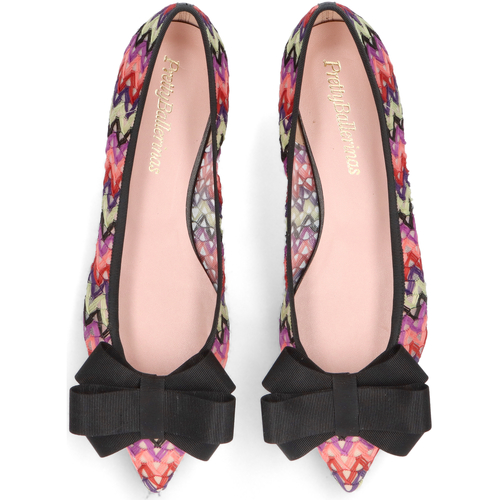 Pretty Ballerinas - Ella Marrón