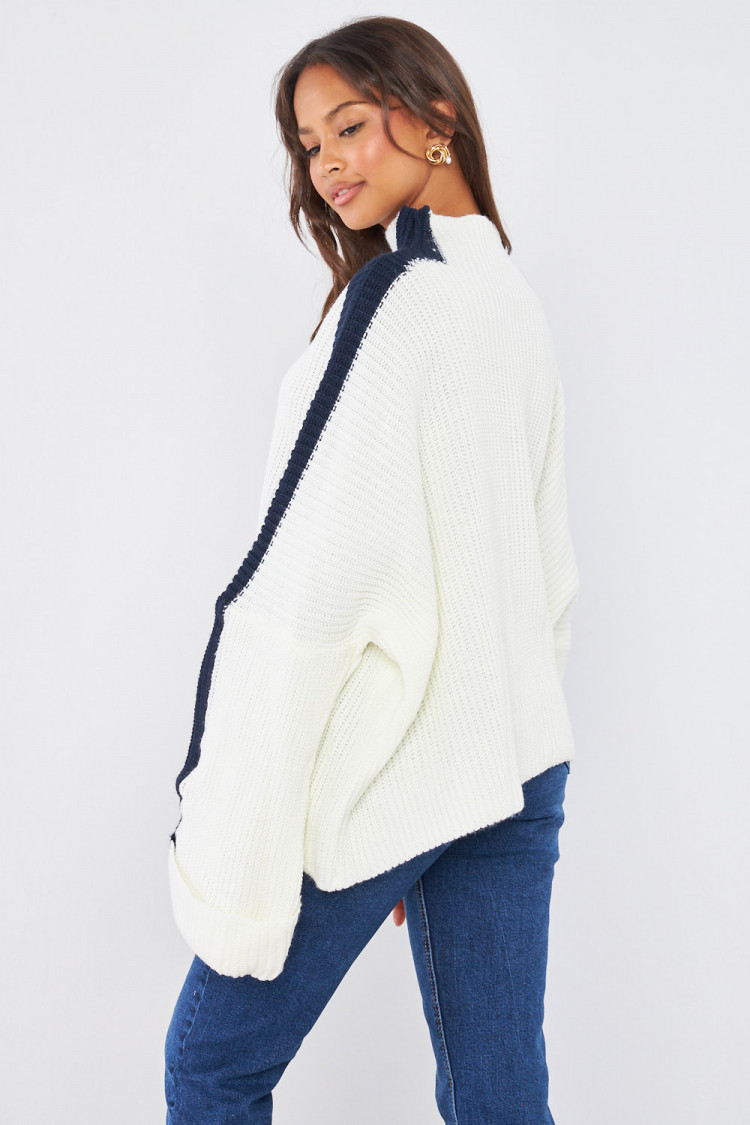 Pull écru en maille bicolore