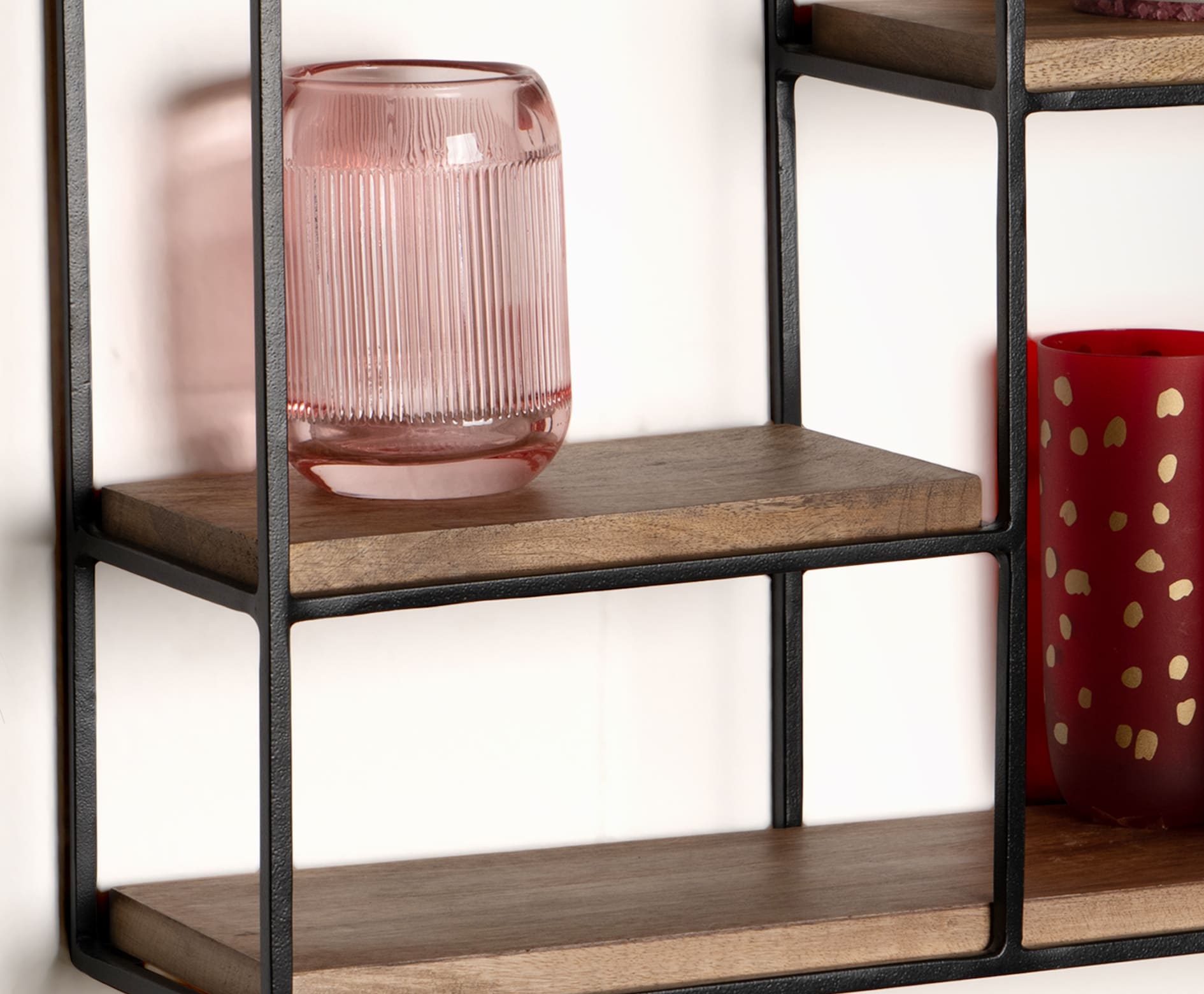 KADIMA DESIGN Wandregal in Haus-Form 50x60x14 cm aus Mango Massivholz und Metall – KADIMA DESIGN