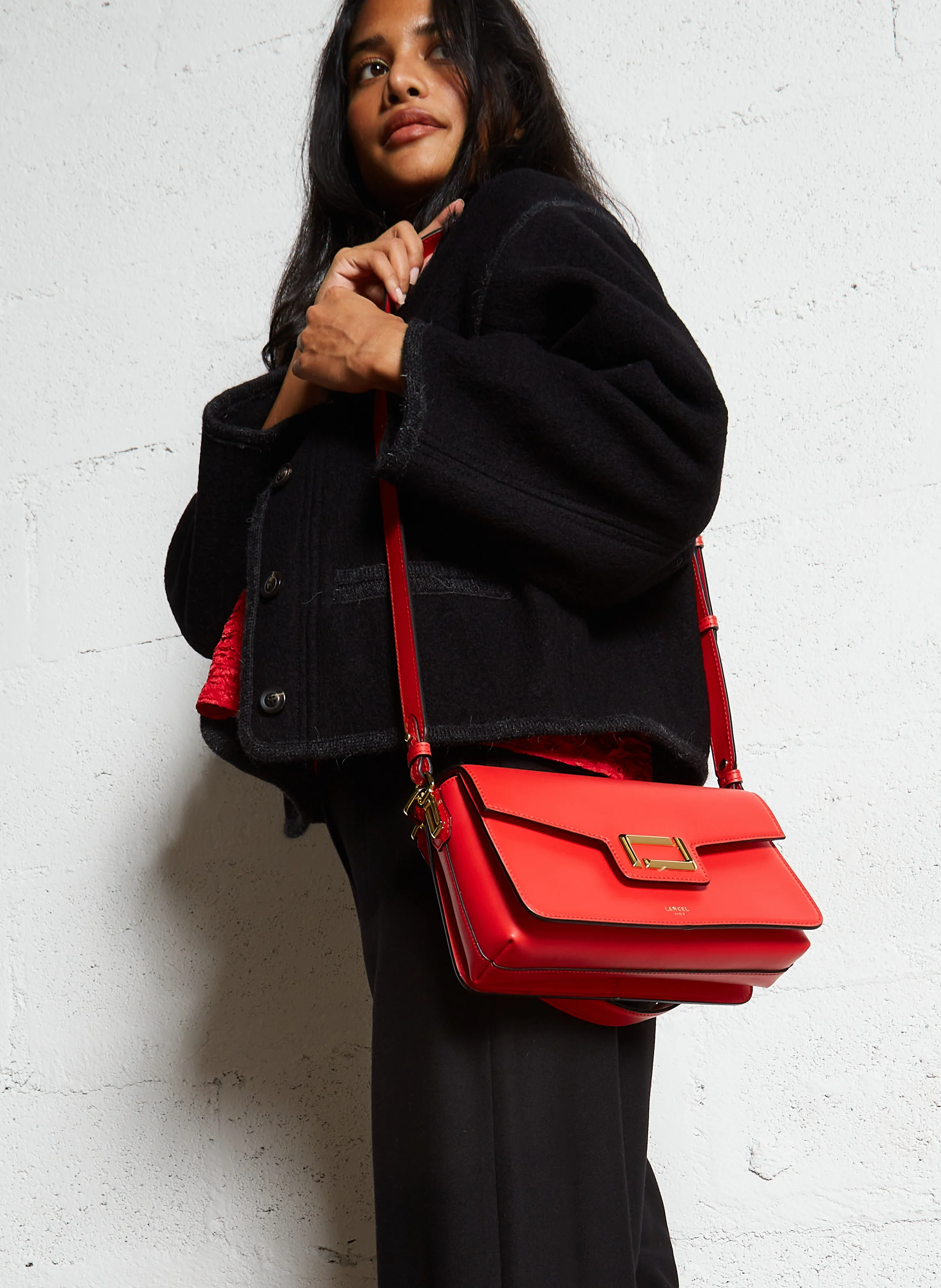 ANGELE M - Sac bandoulière à rabat en cuir| Rouge