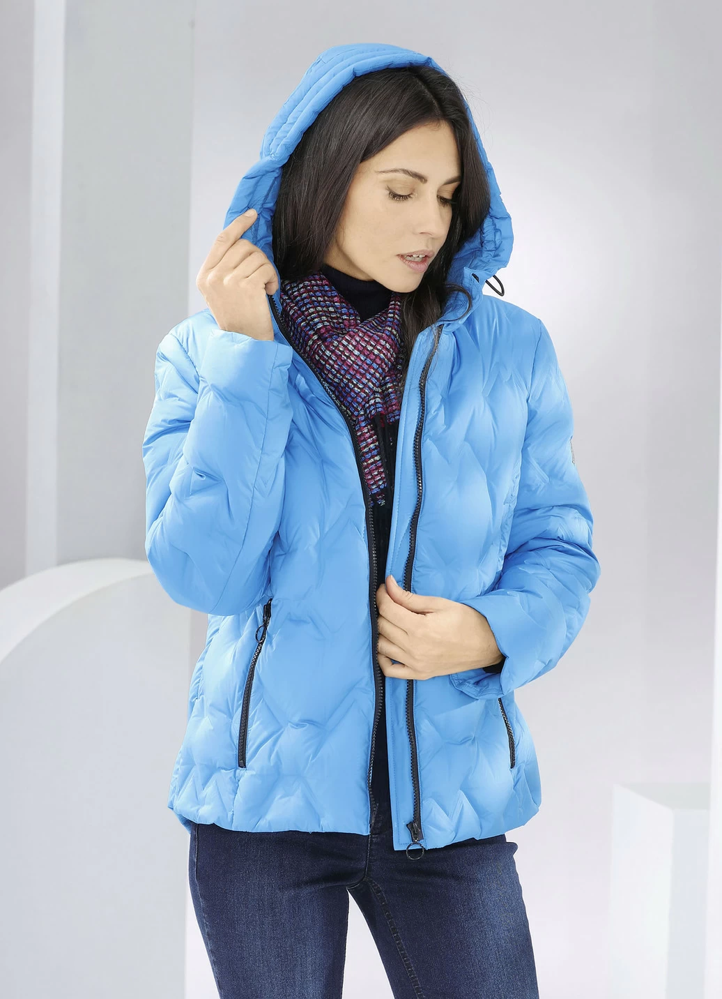 Daunenjacke mit geklebten Kammern
