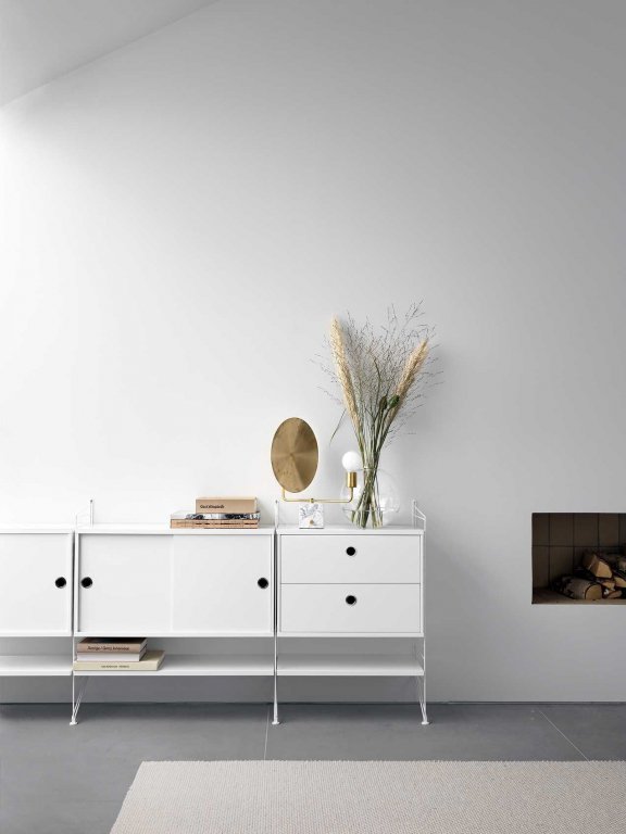 String Furniture Cabinet with sliding doors 78 x 20 x 37 cm walnoot