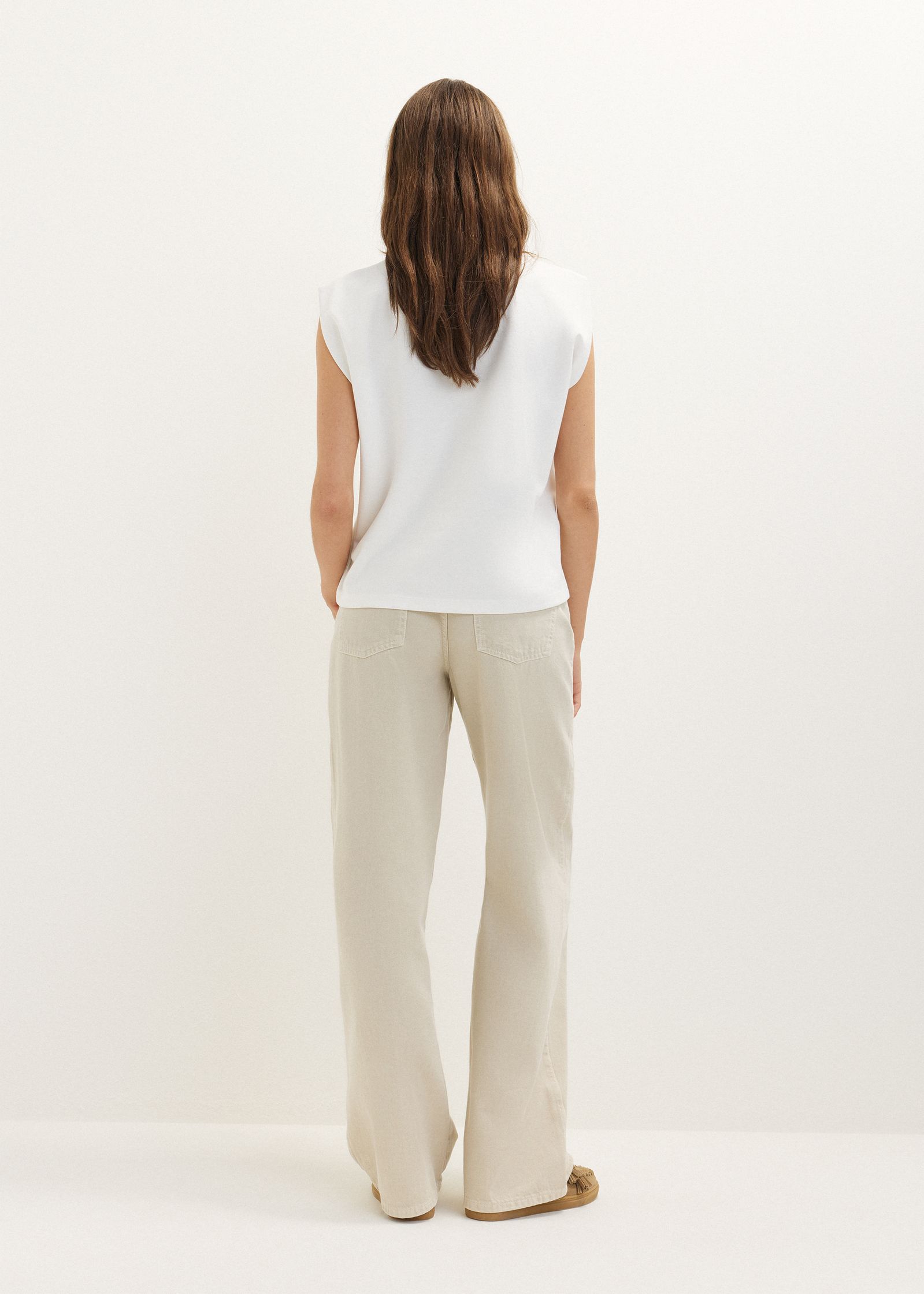 T-shirt met schouderdetails
