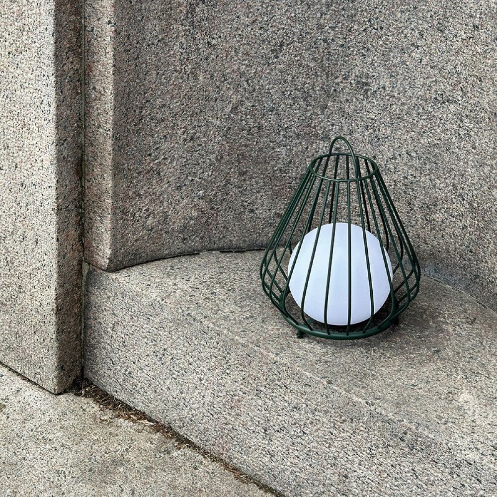 SOLCELLELAMPE DYBERG LARSEN EVESHAM SVART MEDIUM
