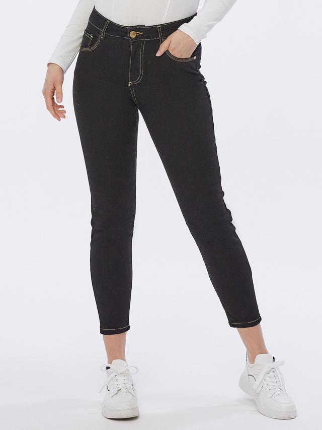 Deep Black Jeans mit Goldsteppnaht