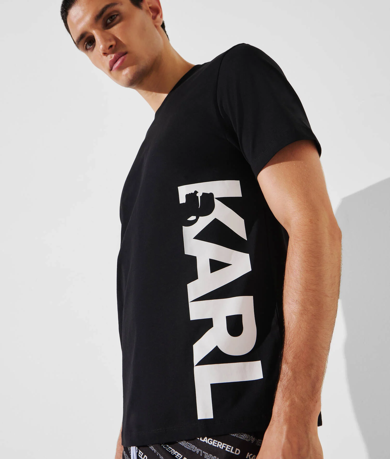T-SHIRT DE PLAGE AVEC LOGO KARL - Noir