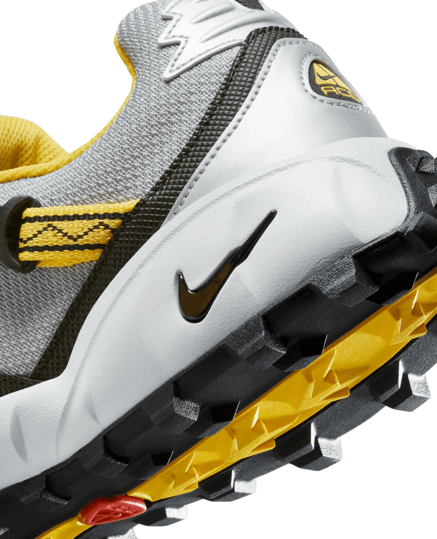 Nike ACG Phassad (Black/Yellow Zest-Metalic Silver)