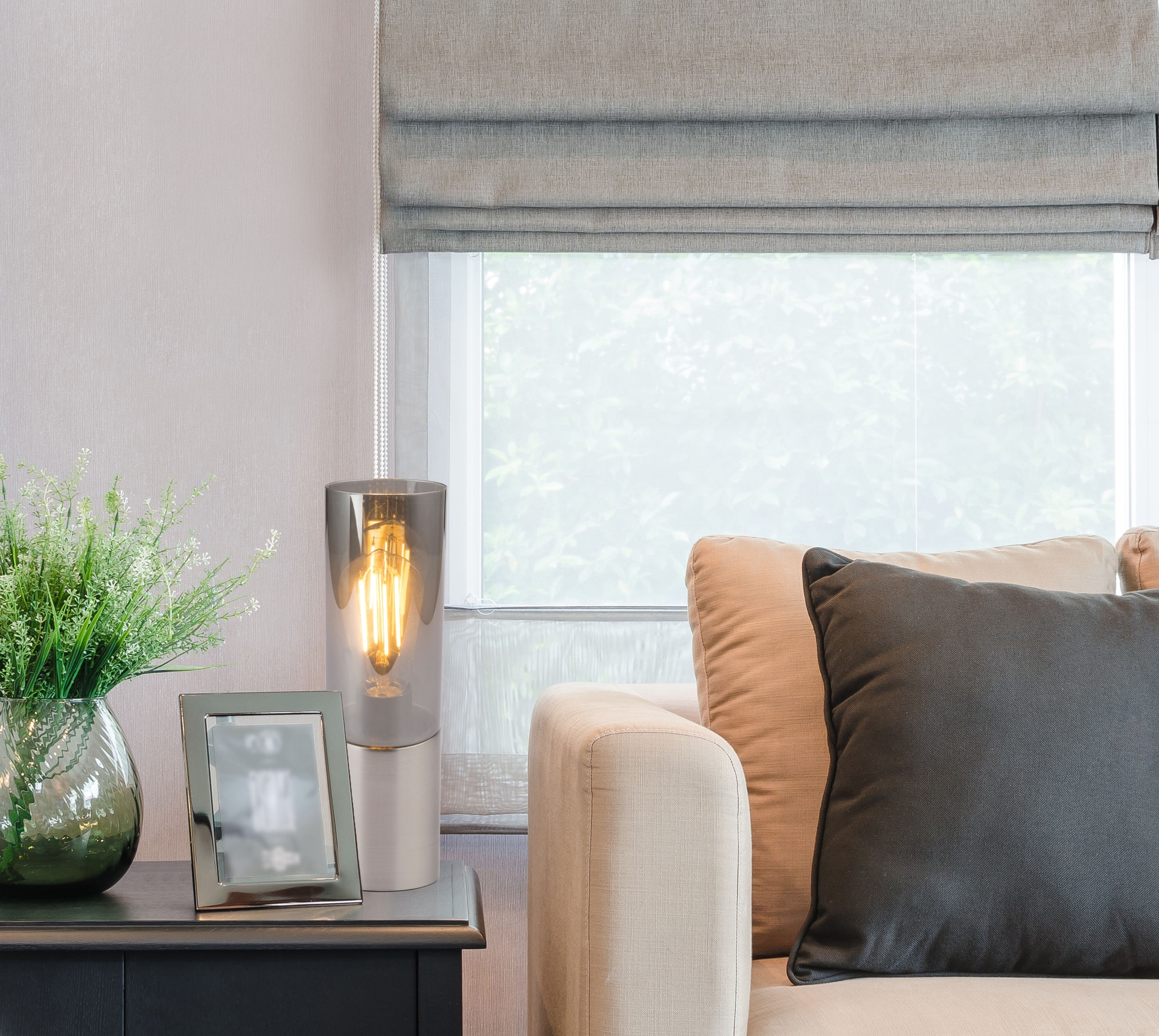 GLOBO Retrofit Tischlampe ANNIKA nickelfarbig /rauchfarbig