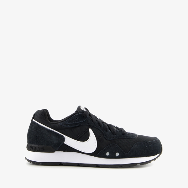 Nike Venture Runner heren sneakers zwart