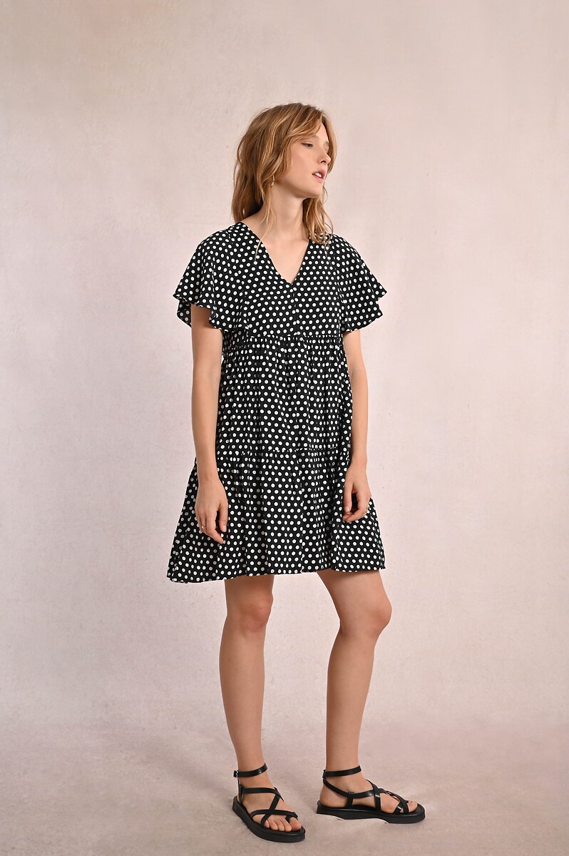MOLLY BRACKEN<br>Vestido curto evasê com estampa e mangas curtas